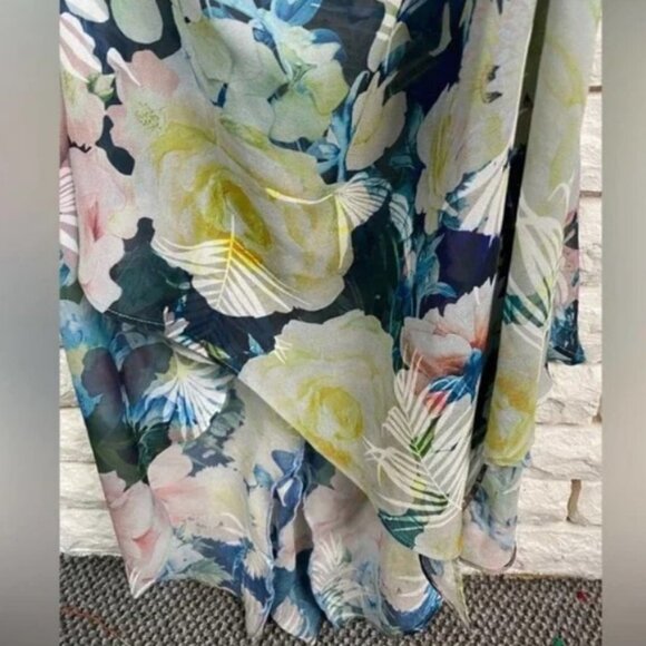 SAU LEE Frieda Dress Size 4 Floral Ruched Flowing Wedding Guest - Picture 4 of 7